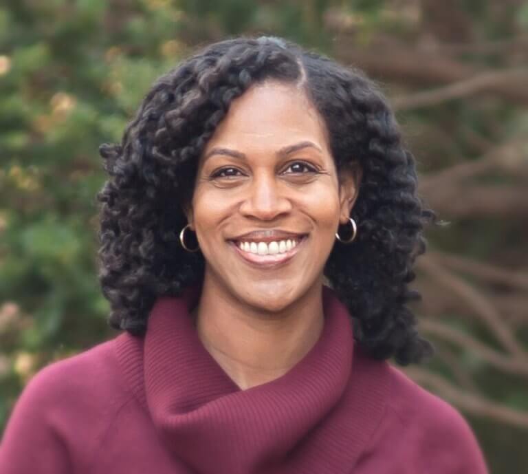 De-Lea Deane-Allen headshot